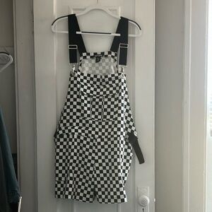 Hot Topic overall shorts